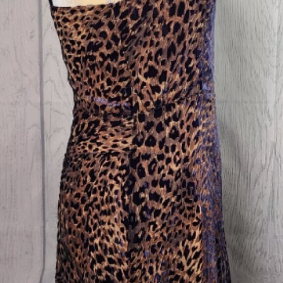 Lulu's Leopard Print Velvet Mini Dress Size Medium M - Picture 5 of 9